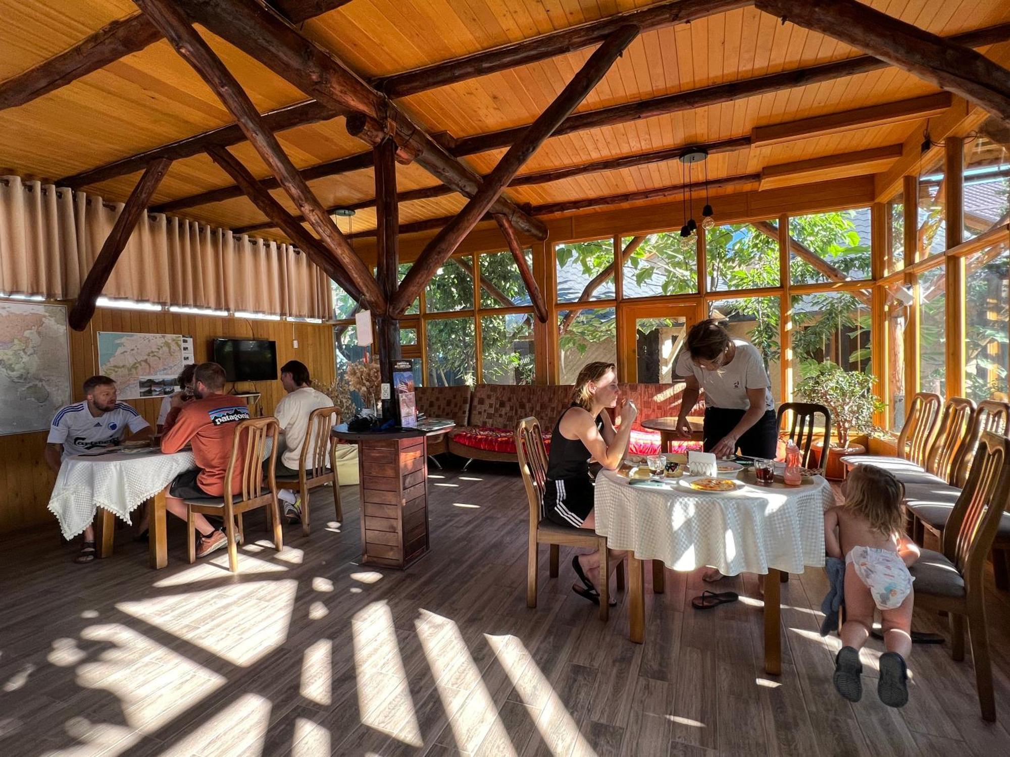 Happy Nomads Yurts & Hostel Каракол Екстер'єр фото